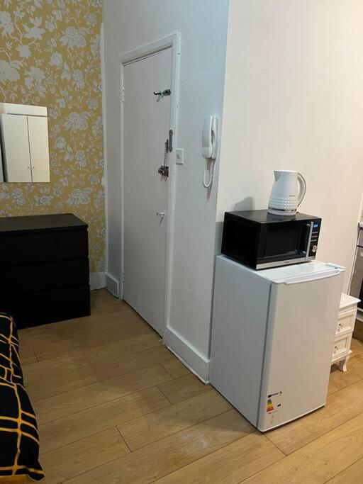 Studio Flat In Central London-Paddington Buitenkant foto